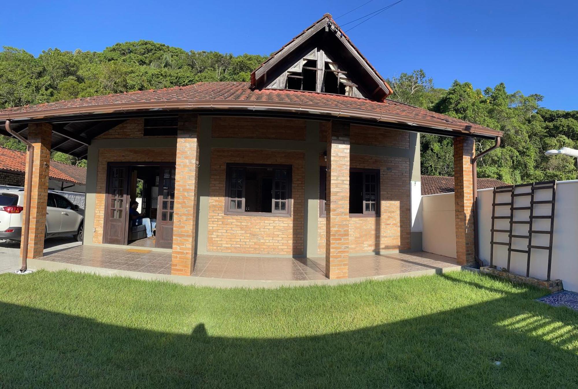 Casa Tijolinho A Vista - 150 Mt Praia Governador Celso Ramos Extérieur photo